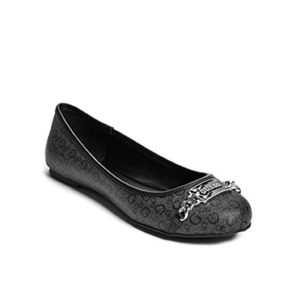 Guess flats